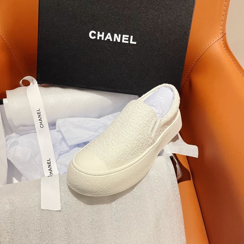 Chanel Low Shoes